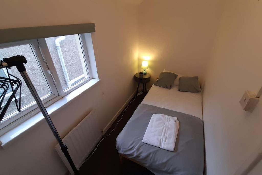 Spacious 4 Bedroom, Free Netflix, Central Location Cardiff Eksteriør billede