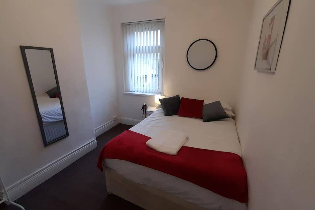 Spacious 4 Bedroom, Free Netflix, Central Location Cardiff Eksteriør billede