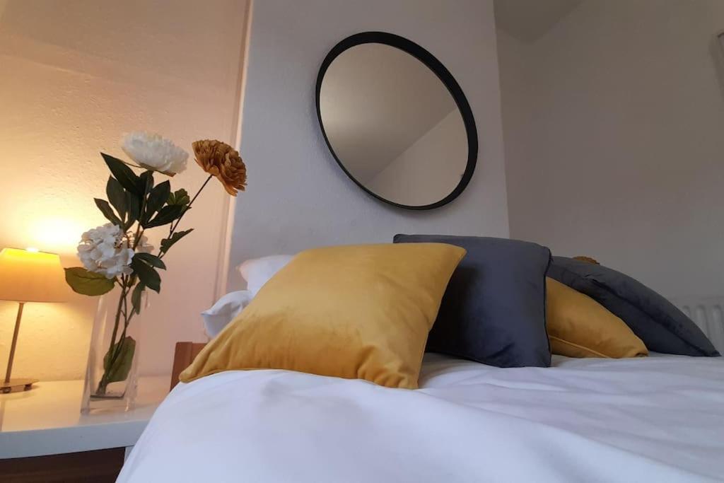 Spacious 4 Bedroom, Free Netflix, Central Location Cardiff Eksteriør billede