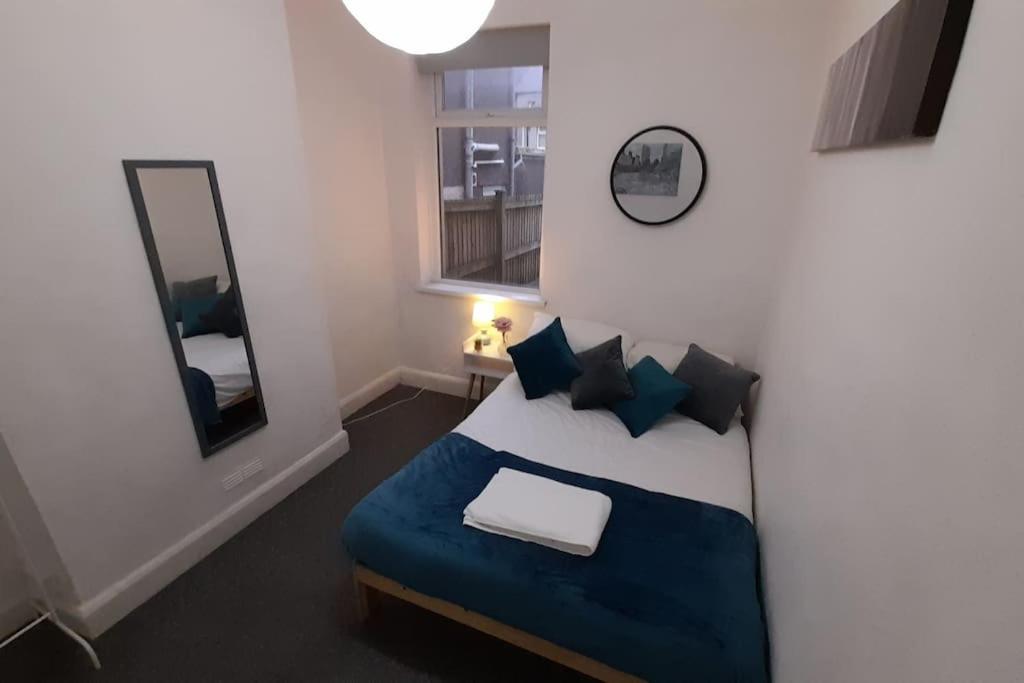 Spacious 4 Bedroom, Free Netflix, Central Location Cardiff Eksteriør billede