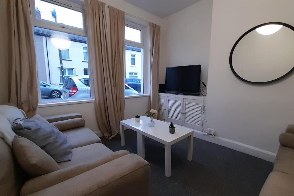 Spacious 4 Bedroom, Free Netflix, Central Location Cardiff Eksteriør billede