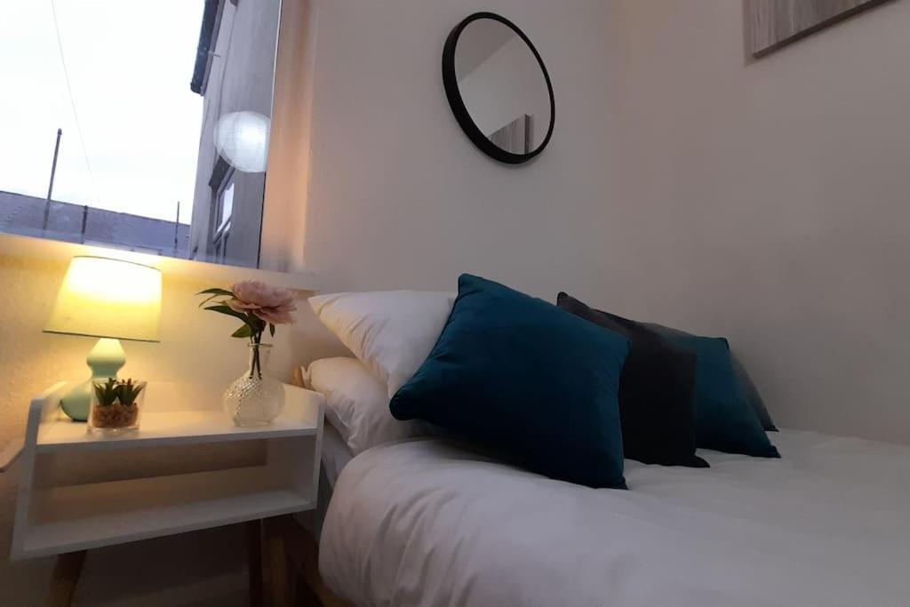 Spacious 4 Bedroom, Free Netflix, Central Location Cardiff Eksteriør billede